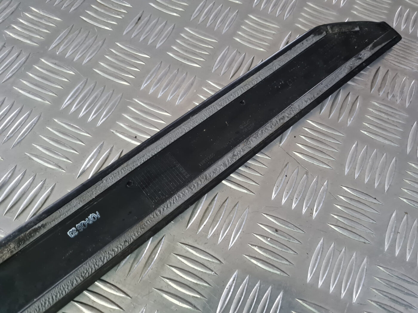 Sliekšņa priekšēja laba uzlika (salonā) priekš VOLVO XC 60 2009 5 Sliekšņa priekšēja laba uzlika (salonā) priekš VOLVO XC 60 2009