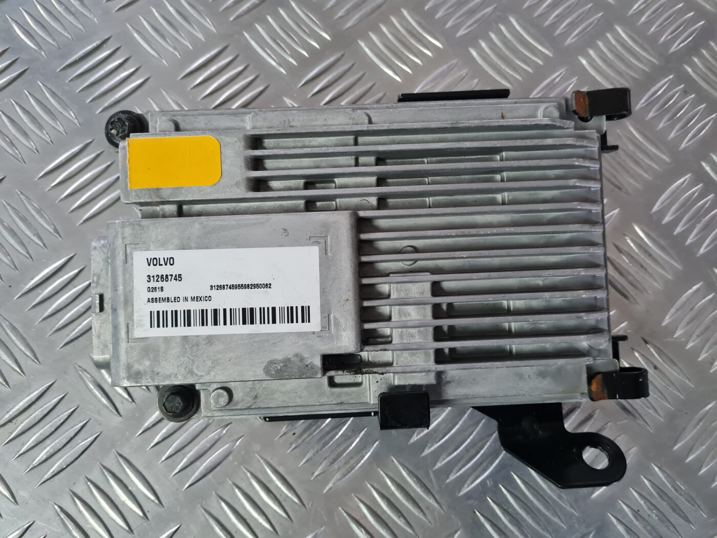 Vējstikla kameras vadības bloks priekš VOLVO XC 60 2009 2 Vējstikla kameras vadības bloks priekš VOLVO XC 60 2009