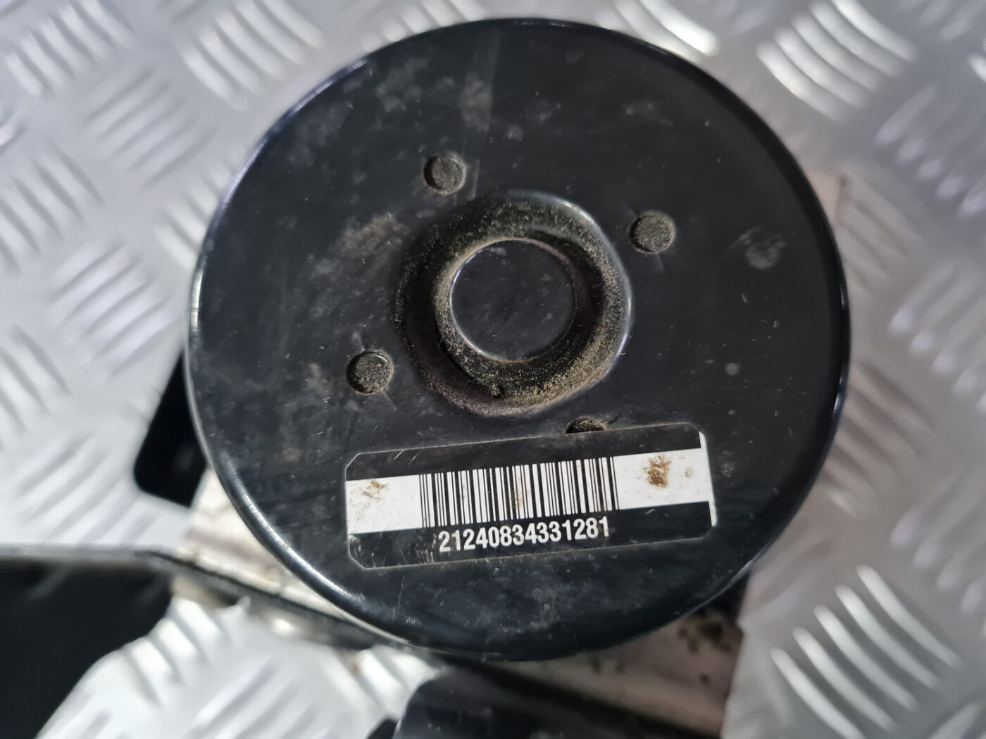 ABS bloks priekš VOLVO XC 60 2009 6 ABS bloks priekš VOLVO XC 60 2009