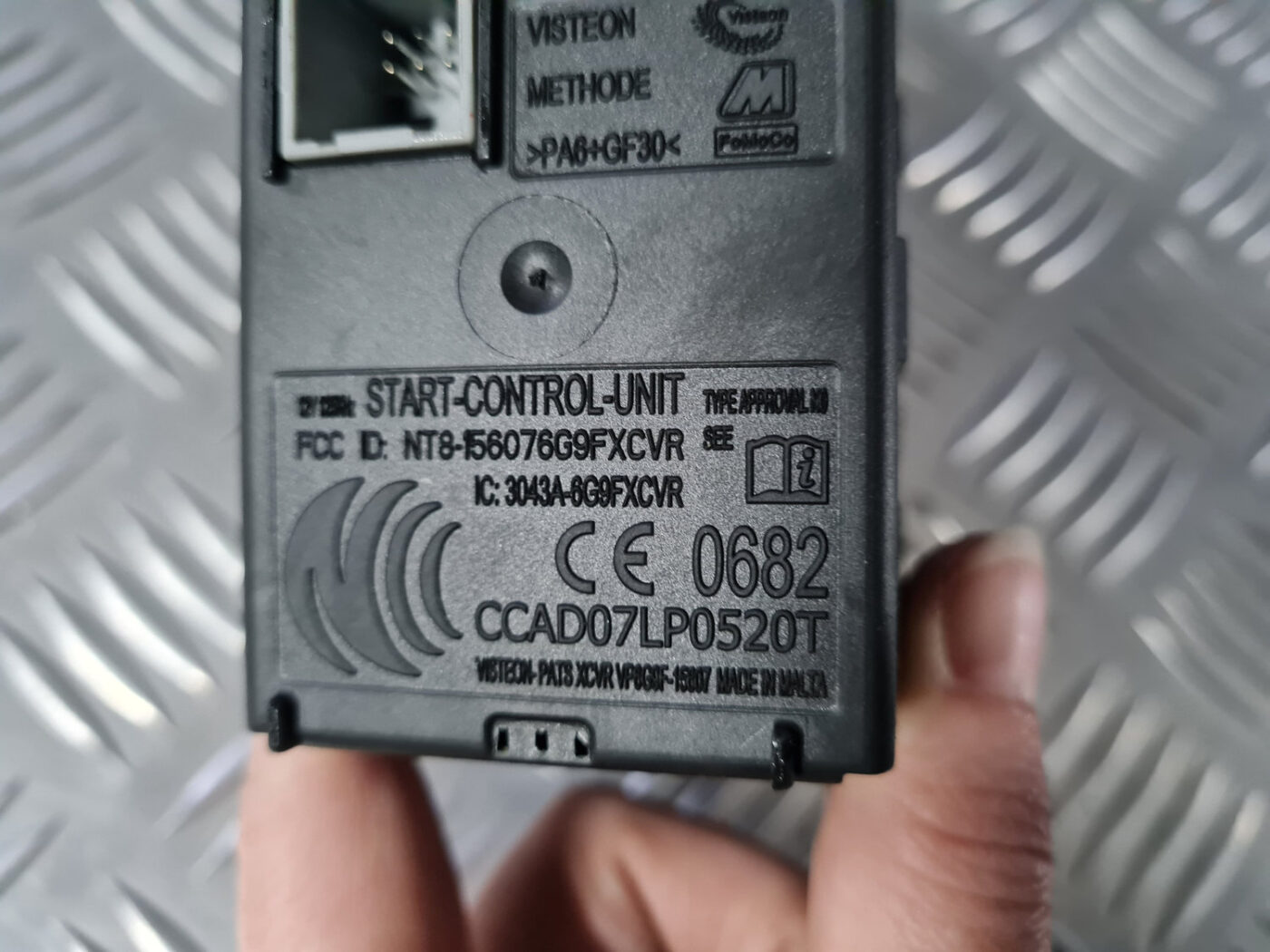 Aizdedzes slēdzene priekš VOLVO XC 60 2009 6 Aizdedzes slēdzene priekš VOLVO XC 60 2009