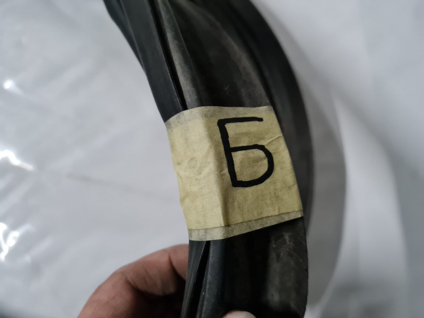 Bagāžnieka durvju gumija priekš VOLVO XC 60 2009 2 Bagāžnieka durvju gumija priekš VOLVO XC 60 2009