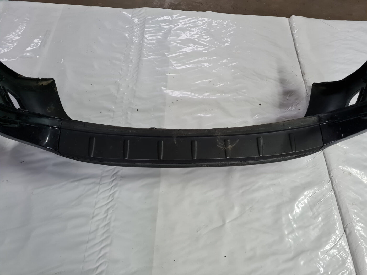 Aizmugures buferis priekš VOLVO XC 60 2009 16 Aizmugures buferis priekš VOLVO XC 60 2009