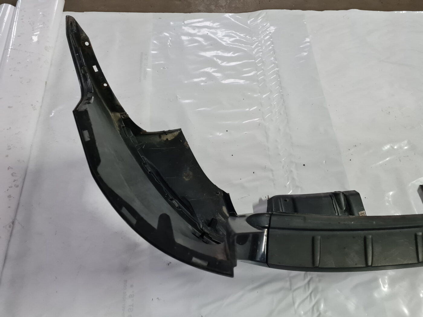 Aizmugures buferis priekš VOLVO XC 60 2009 15 Aizmugures buferis priekš VOLVO XC 60 2009