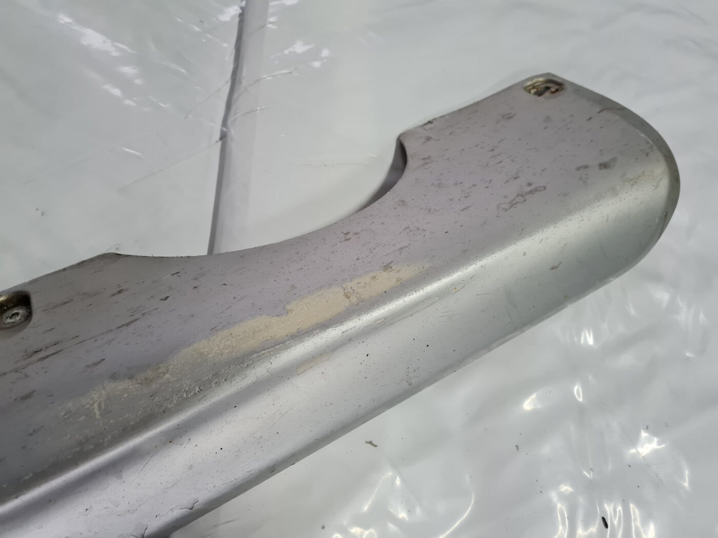 Ārēja sliekšņa kreisa uzlika priekš VOLVO XC 60 2009 9 Ārēja sliekšņa kreisa uzlika priekš VOLVO XC 60 2009