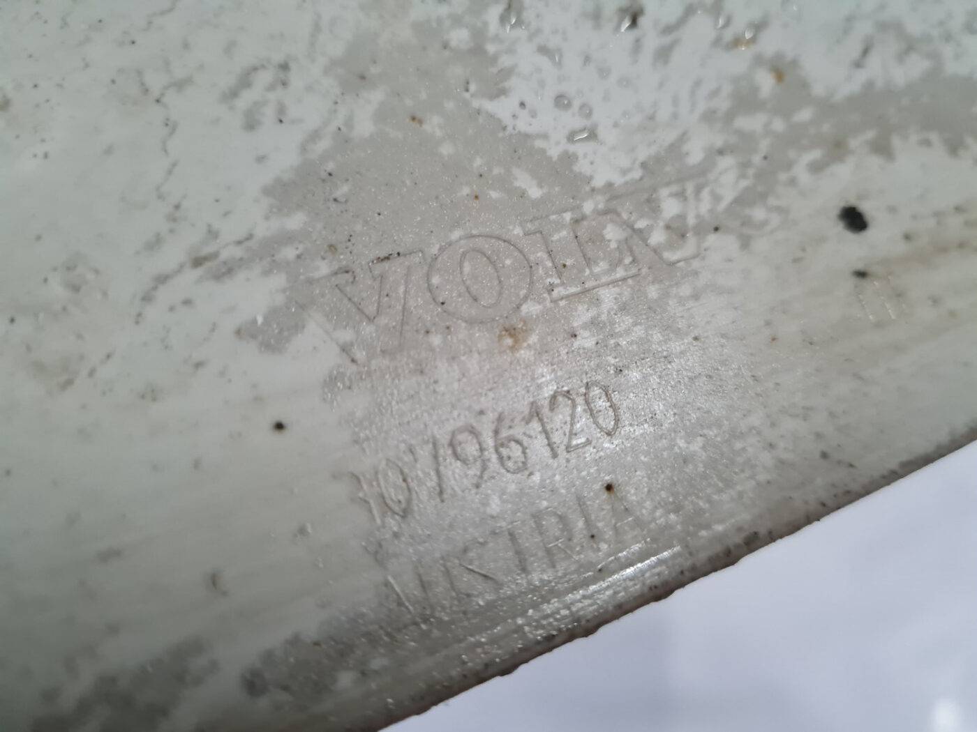 Ārēja sliekšņa kreisa uzlika priekš VOLVO XC 60 2009 4 Ārēja sliekšņa kreisa uzlika priekš VOLVO XC 60 2009