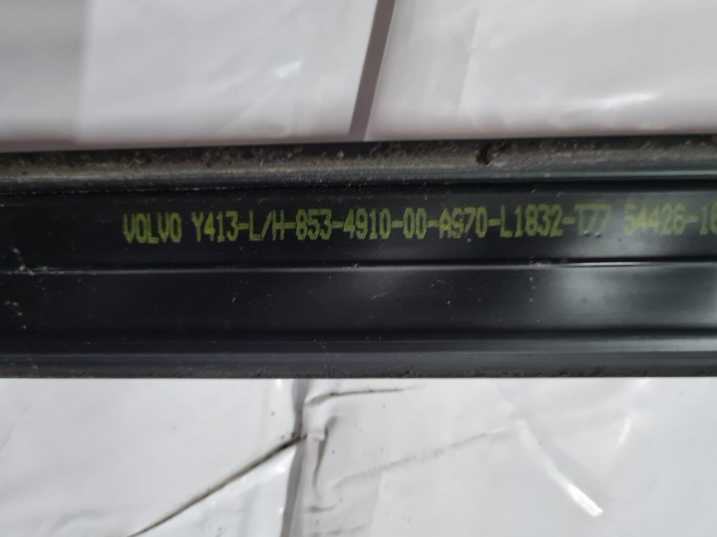 Jumta reliņi priekš VOLVO XC 60 2009 6 Jumta reliņi priekš VOLVO XC 60 2009