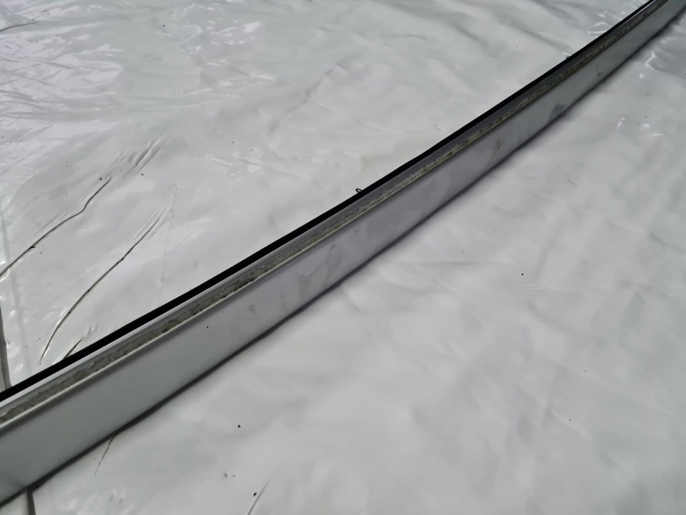 Jumta reliņi priekš VOLVO XC 60 2009 11 Jumta reliņi priekš VOLVO XC 60 2009