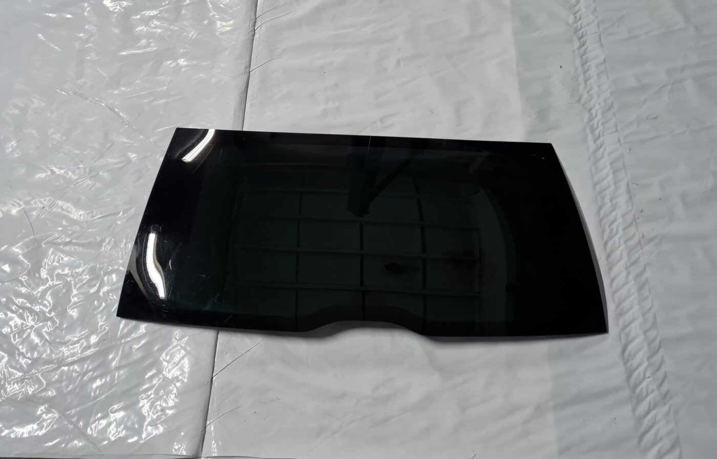 Aizmugures stikls priekš VOLVO XC 60 2009 1 Aizmugures stikls priekš VOLVO XC 60 2009