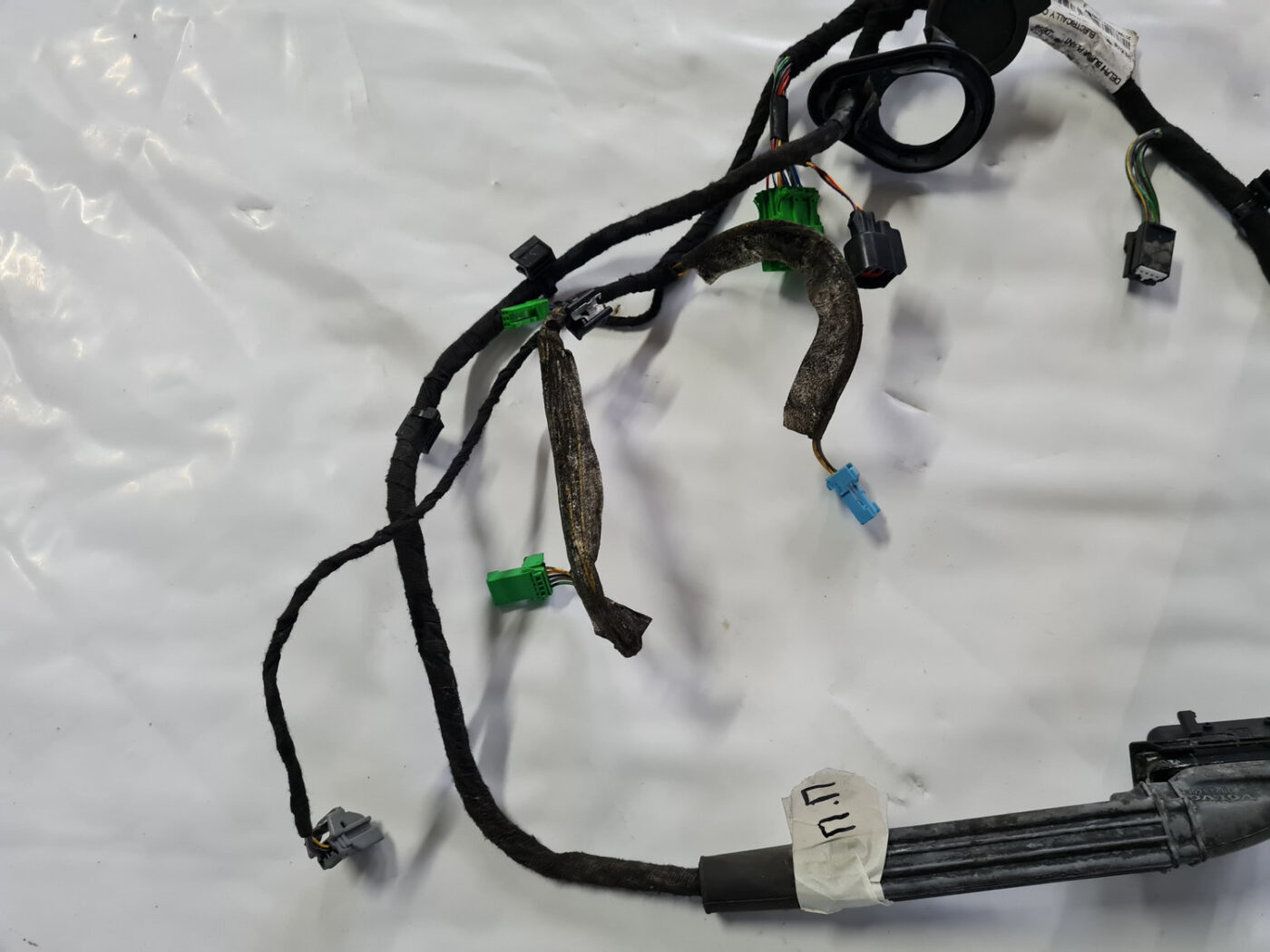 Durvju vadi priekš VOLVO XC 60 2009 7 Durvju vadi priekš VOLVO XC 60 2009