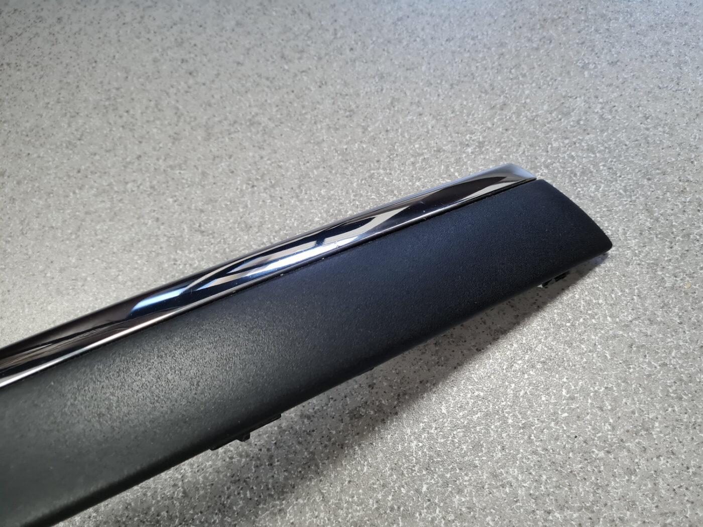 Priekšēja bufera uzlika priekš VW PASSAT B5+ 2001-2005 9 Priekšēja bufera uzlika priekš VW PASSAT B5+ 2001-2005