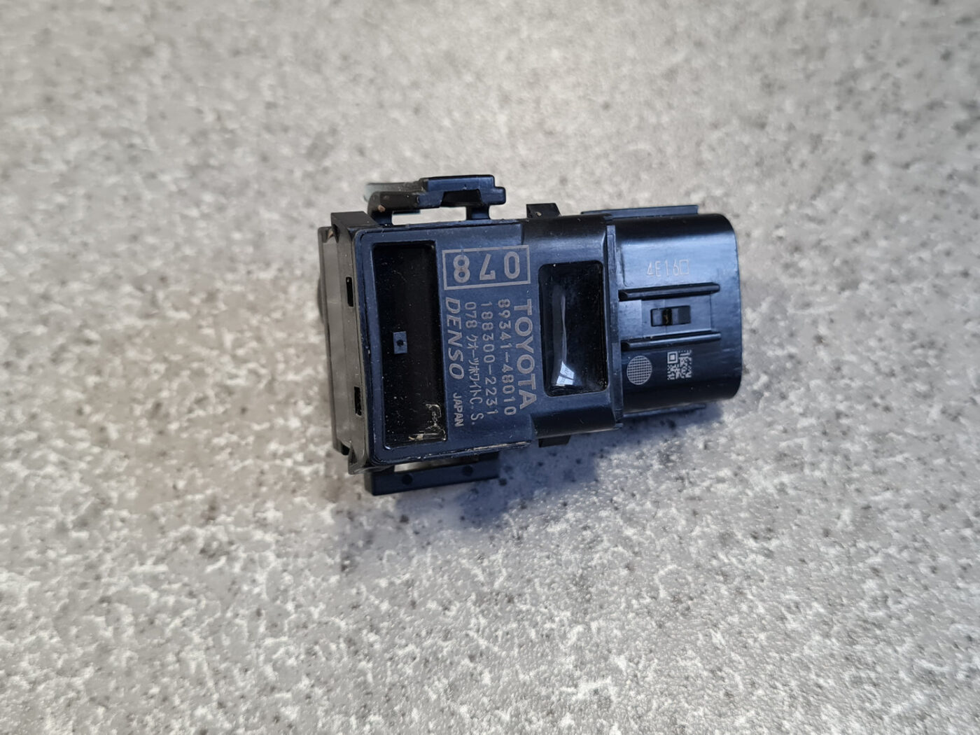 Parkošanās devējs priekš Lexus RX3 2008-2015 5 Parkošanās devējs priekš Lexus RX3 2008-2015