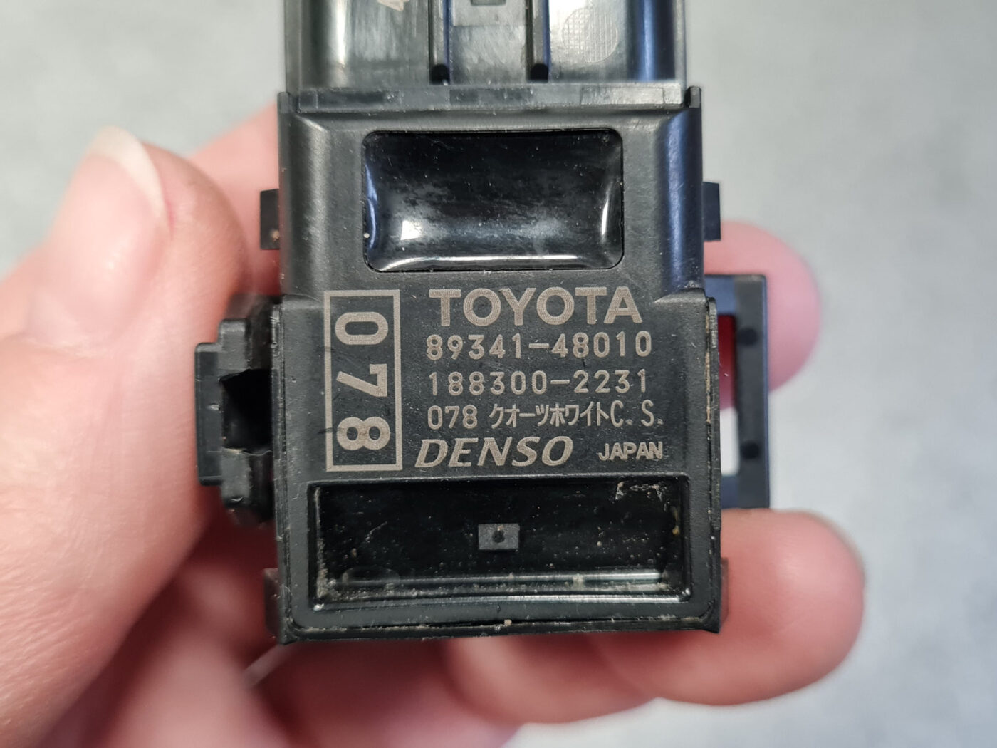 Parkošanās devējs priekš Lexus RX3 2008-2015 4 Parkošanās devējs priekš Lexus RX3 2008-2015